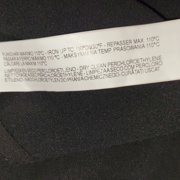 BASIC DRESS SMALL NEW VISCOSE-LINED BLACK CRAPE DRESS WITH ROSE DETAIL - Picture 12 of 14